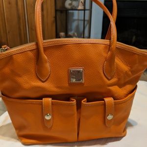 Dooney& Bourke tote